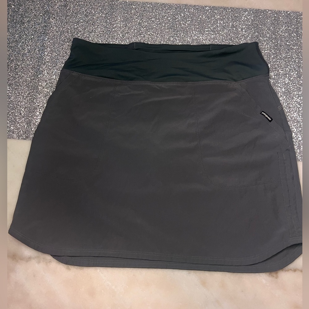 Women’s Athletic Patagonia Skort: WITH POCKETS